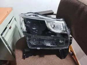 Suzuki wagon 95 head light