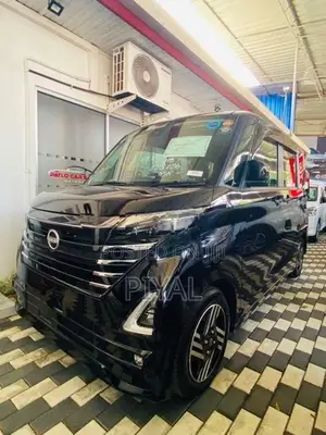 Nissan Roox Highway Star - X 2023