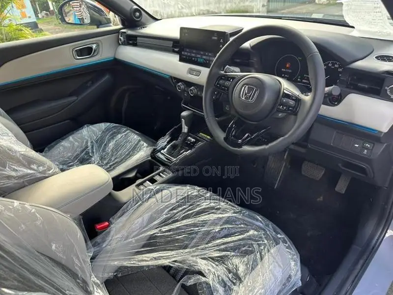 Honda Vezel Z PLAY 2026