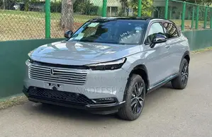 Honda Vezel Z PLAY MOONROOF 2026