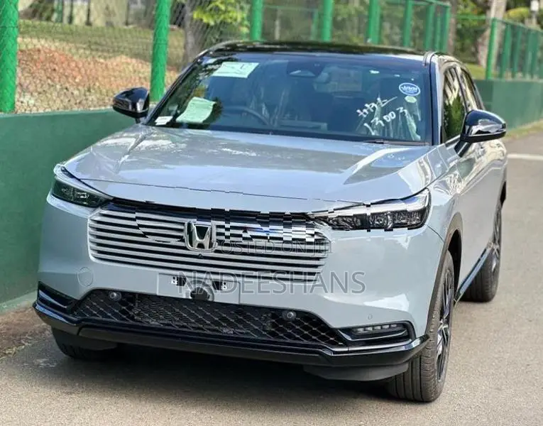 Honda Vezel Z PLAY MOONROOF 2026