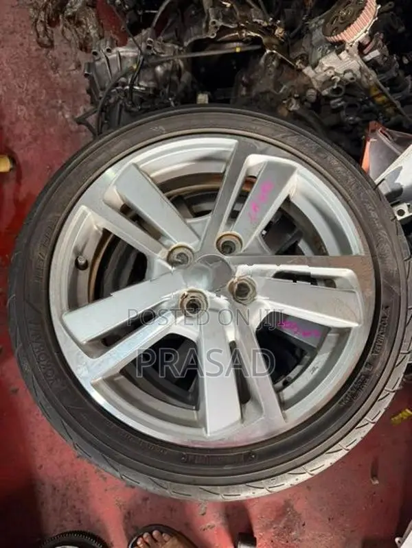 Daihatsu Mira pixies Alloy wheels