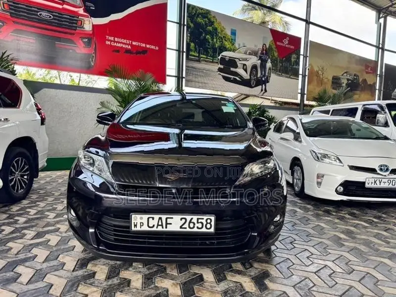 Toyota Harrier 2015
