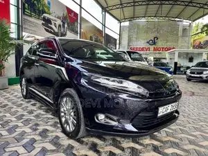Toyota Harrier 2015