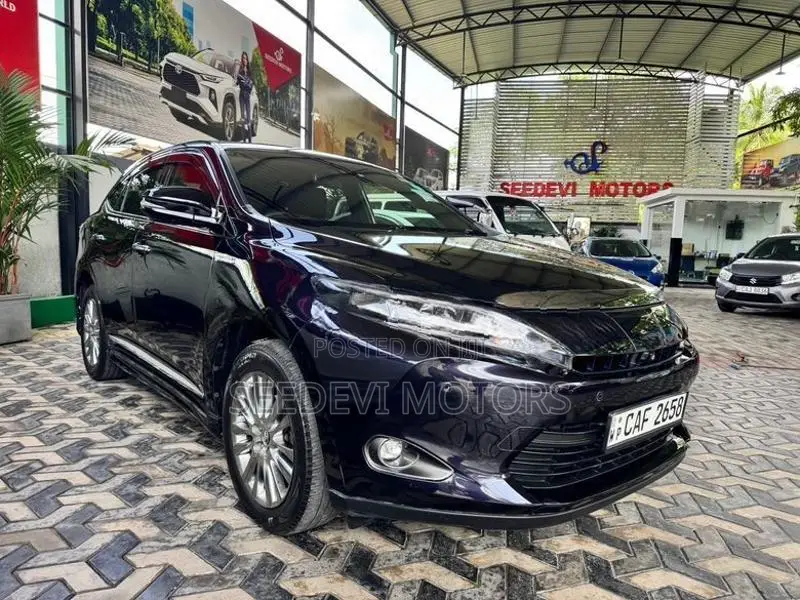 Toyota Harrier 2015