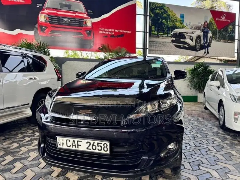 Toyota Harrier 2015