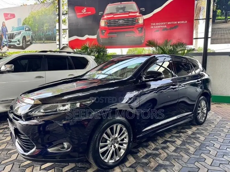 Toyota Harrier 2015