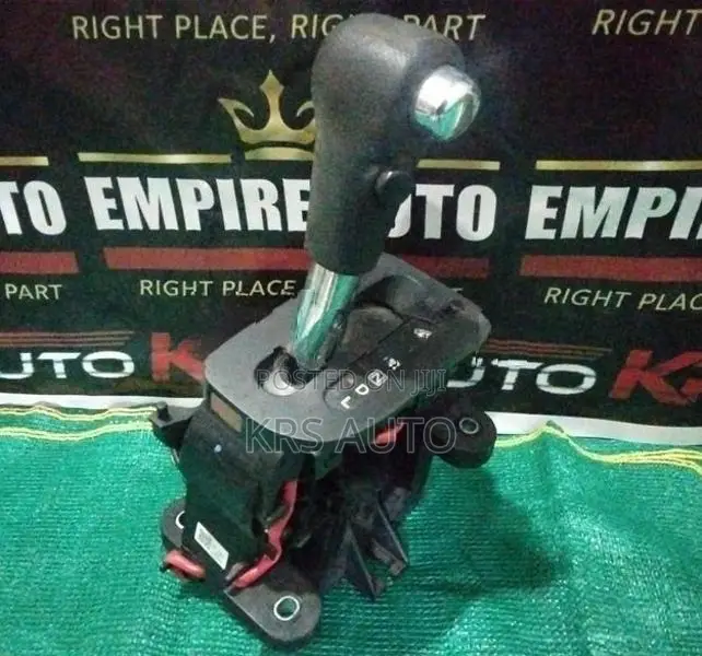 Toyota Roomy M 900 Gear Selector