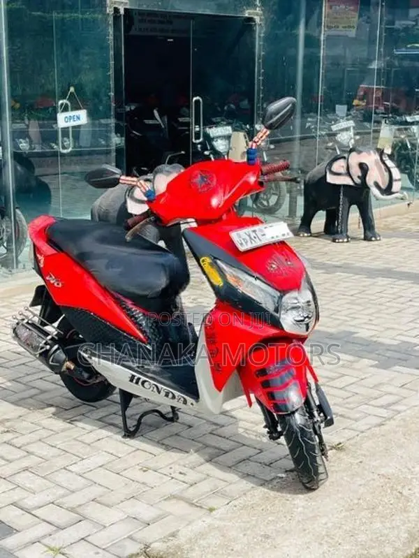 Honda Dio 2012