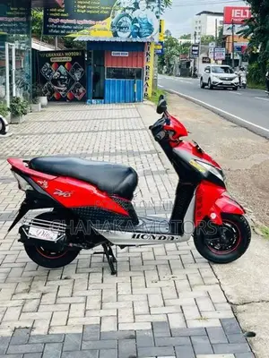 Honda Dio 2012