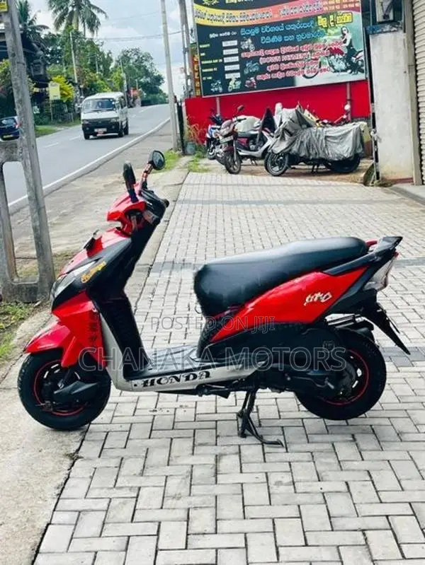 Honda Dio 2012