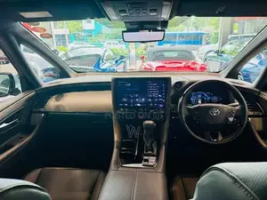 Toyota Alphard Executive Comfort+ 2025