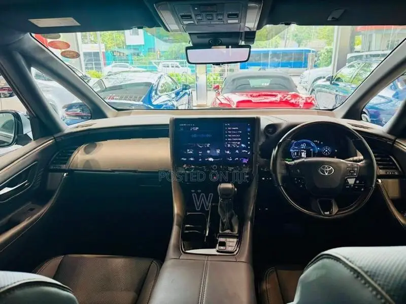 Toyota Alphard Executive Comfort+ 2025