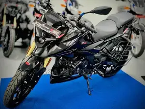 Bajaj Pulsar N160 Pulser premium 2026
