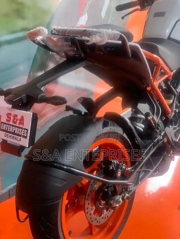 KTM Duke 160 2026