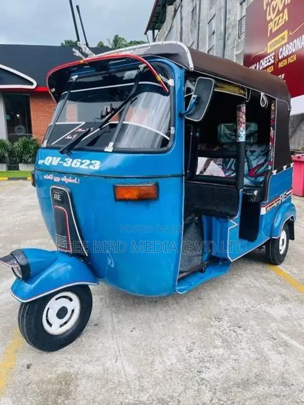Bajaj RE 2009