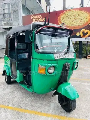 Bajaj RE 2012