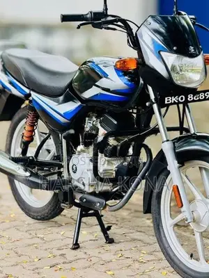 Bajaj CT100 2025