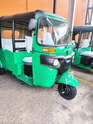 Bajaj RE new efi 2026