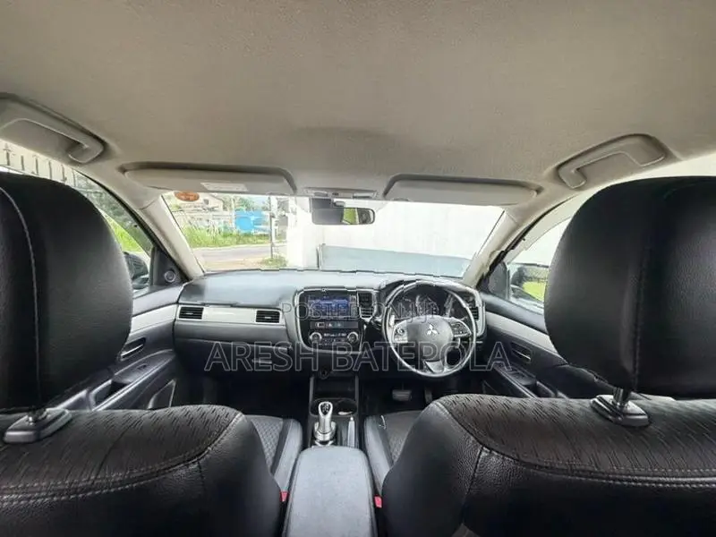 Mitsubishi Outlander 2014