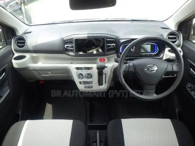 Daihatsu Mira X 2025