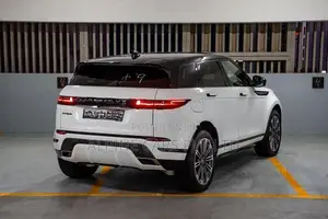 Land Rover Range Evoque P300 HSE Dynamic 2025