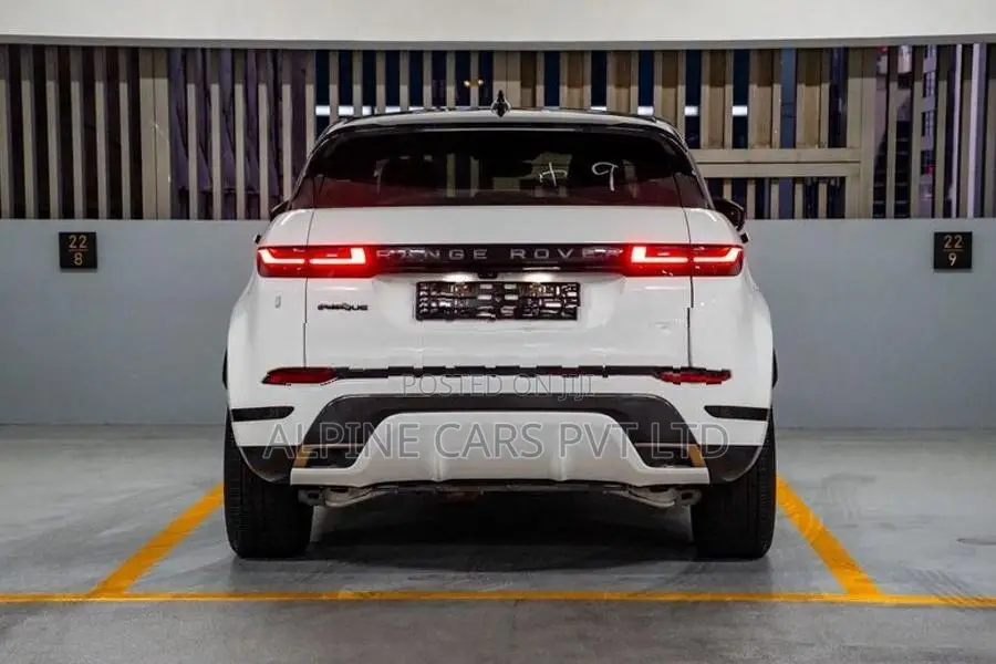 Land Rover Range Evoque P300 HSE Dynamic 2025