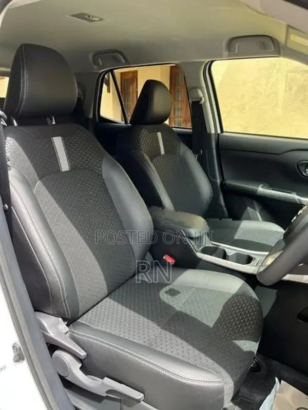 Daihatsu Rocky Z Hybrid 2025