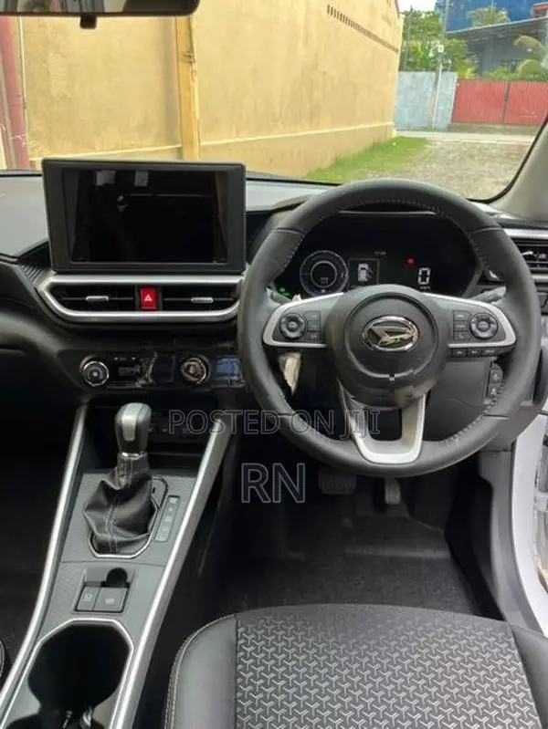 Daihatsu Rocky Z Hybrid 2025