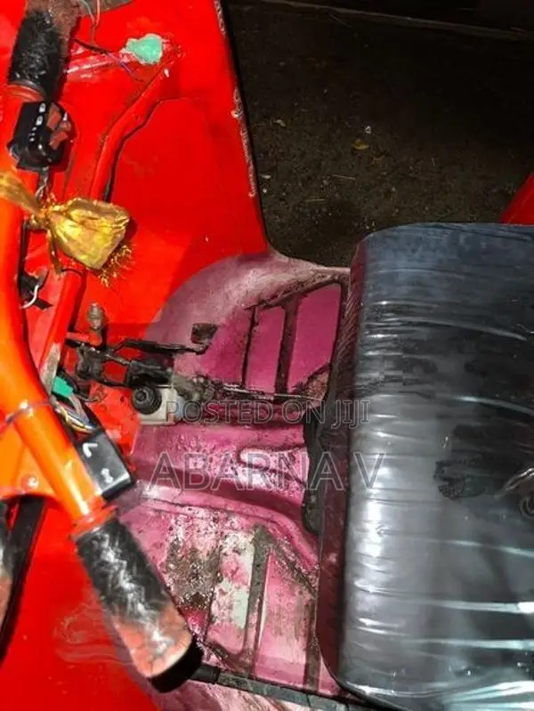 Bajaj RE 1995