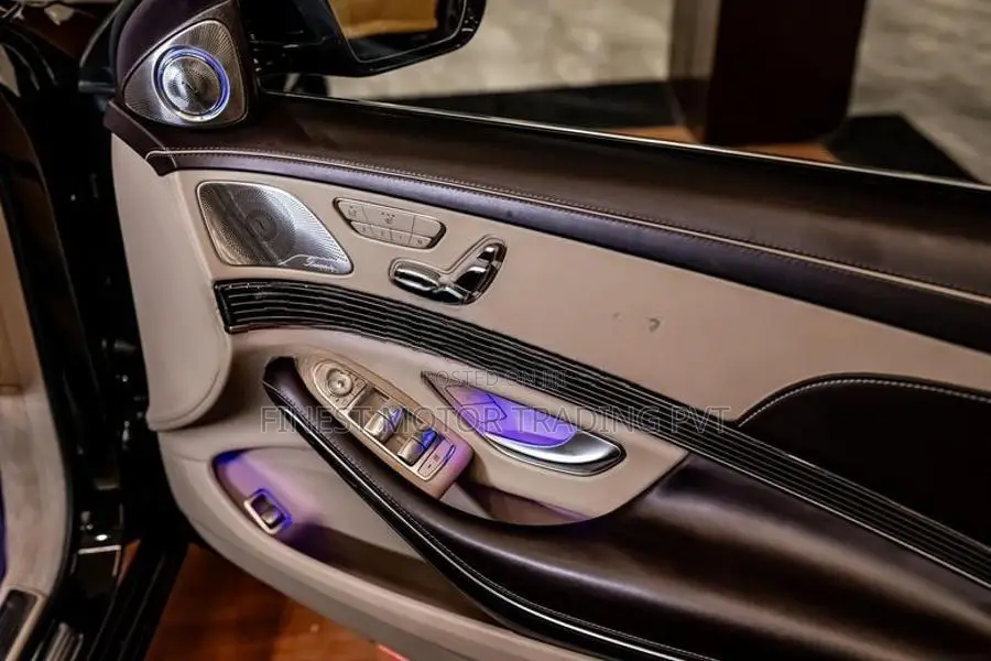 Mercedes Benz S560 MAYBACH First Class 2019