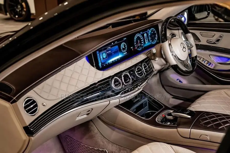 Mercedes Benz S560 MAYBACH First Class 2019