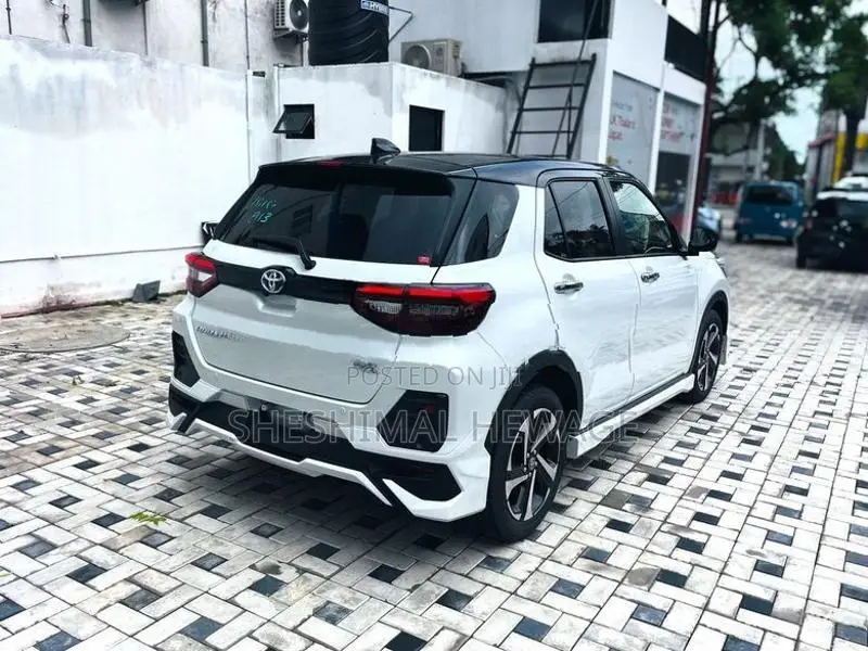 Toyota Raize 2025