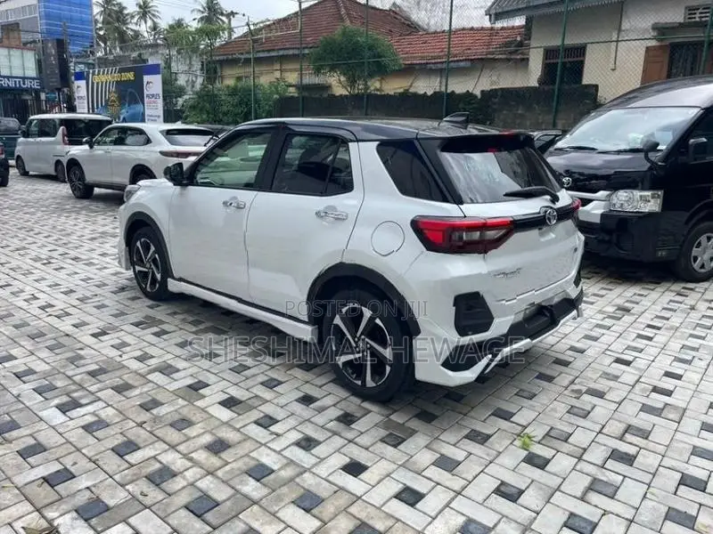 Toyota Raize 2025