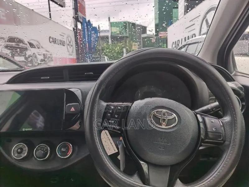 Toyota Vitz 2018
