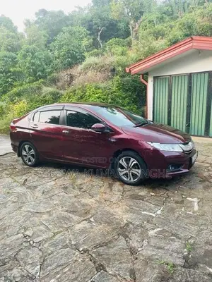 Honda Grace 2015
