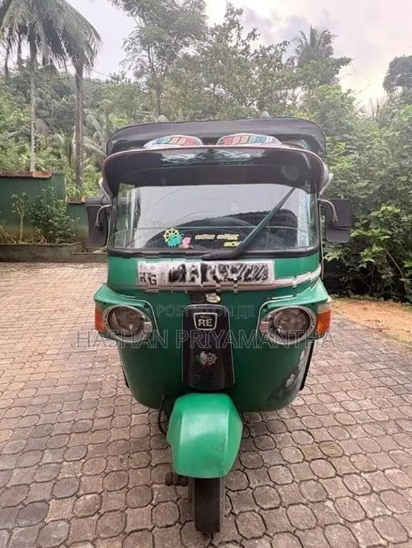 Bajaj RE 2itok 2012