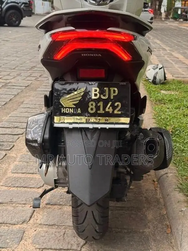 Honda PCX160 2024