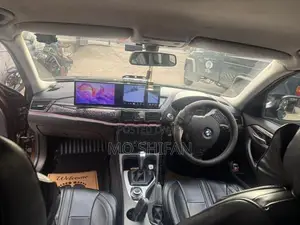BMW X1 2011