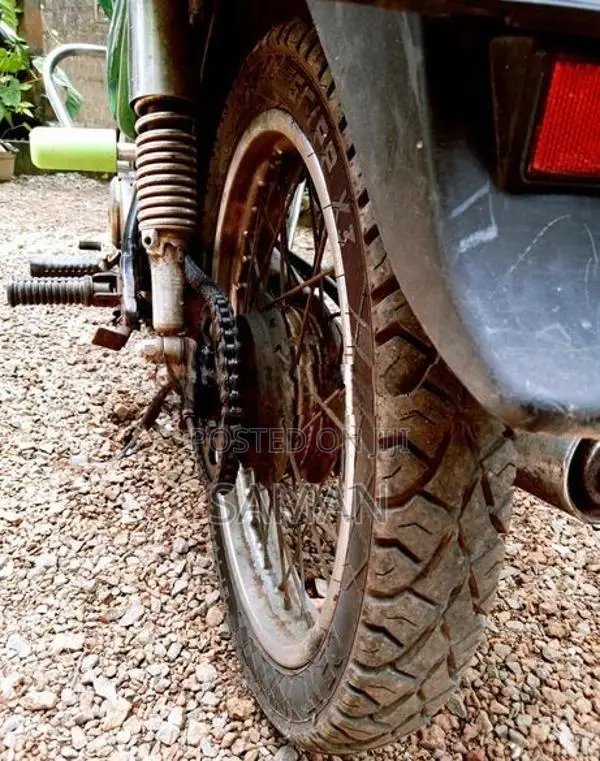 Bajaj Caliber 2003