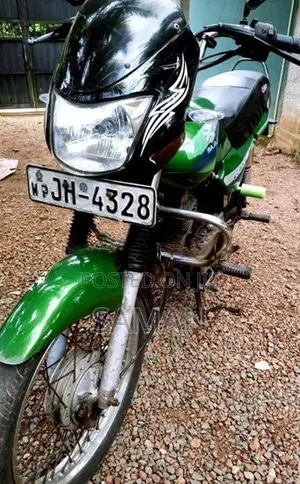 Bajaj Caliber 2003
