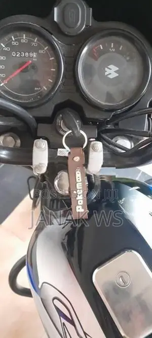 Bajaj CT100 ES 2026