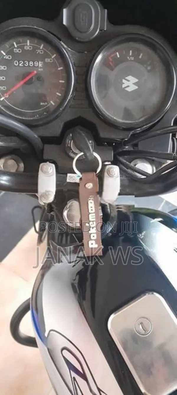 Bajaj CT100 ES 2026