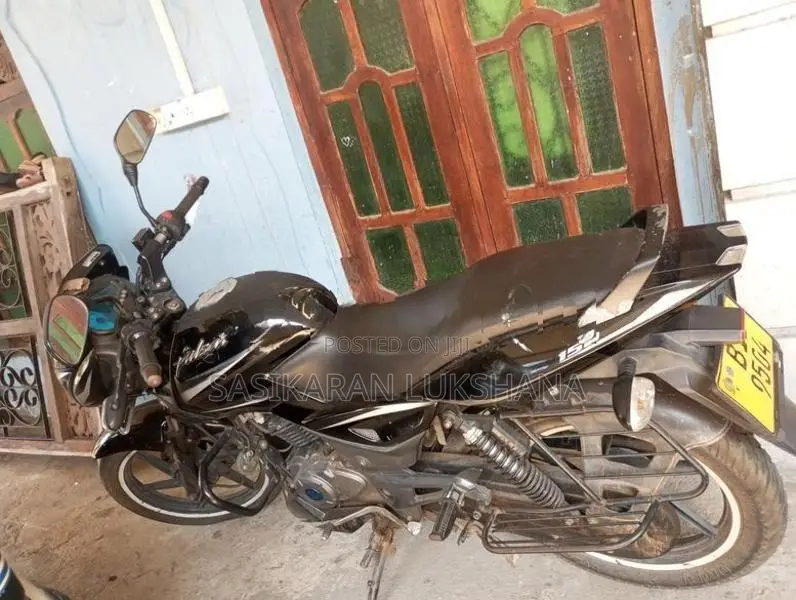 Bajaj Pulsar 150 2018