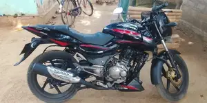 Bajaj Pulsar 180 2009