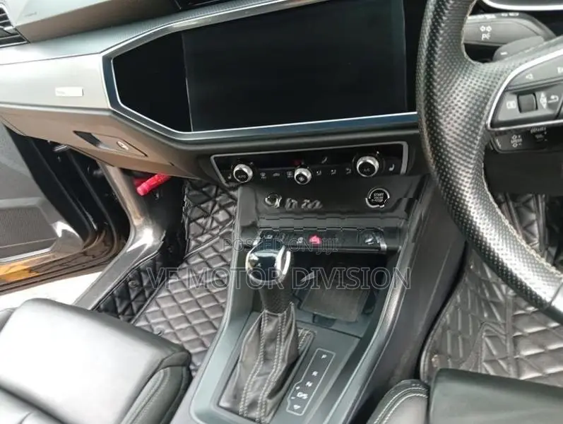 Audi Q3 S Line 2023