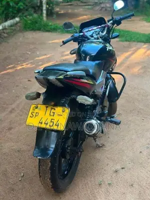 Bajaj Pulsar 180 2007