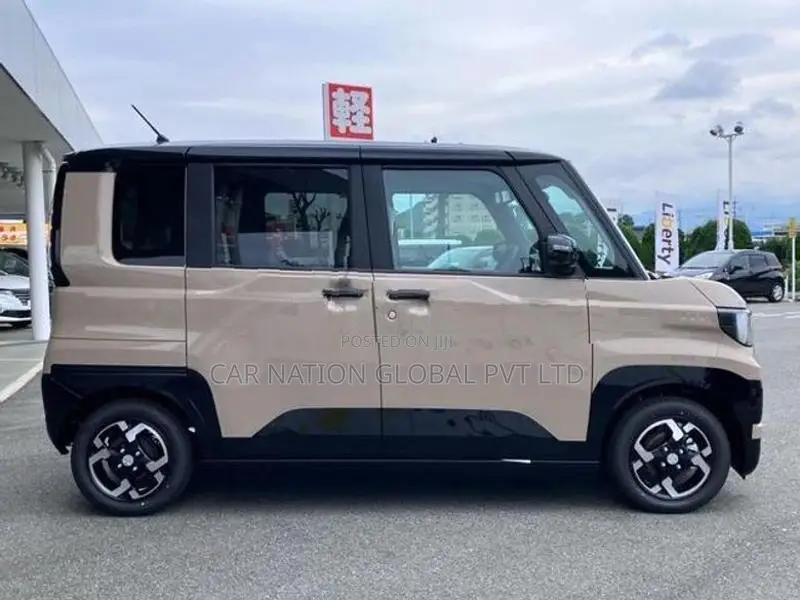 Mitsubishi Delica Mini G Premium 2026