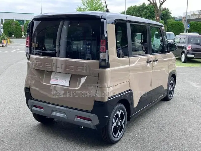 Mitsubishi Delica Mini G Premium 2026