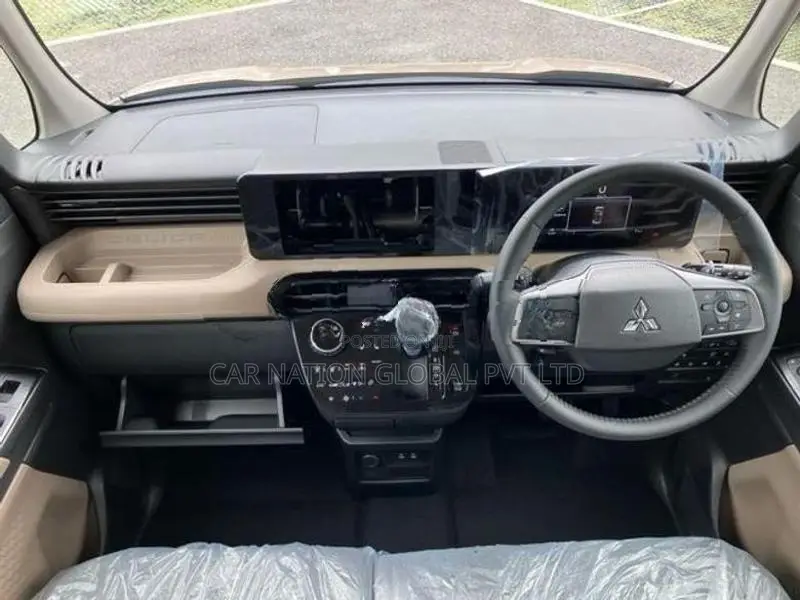 Mitsubishi Delica Mini G Premium 2026